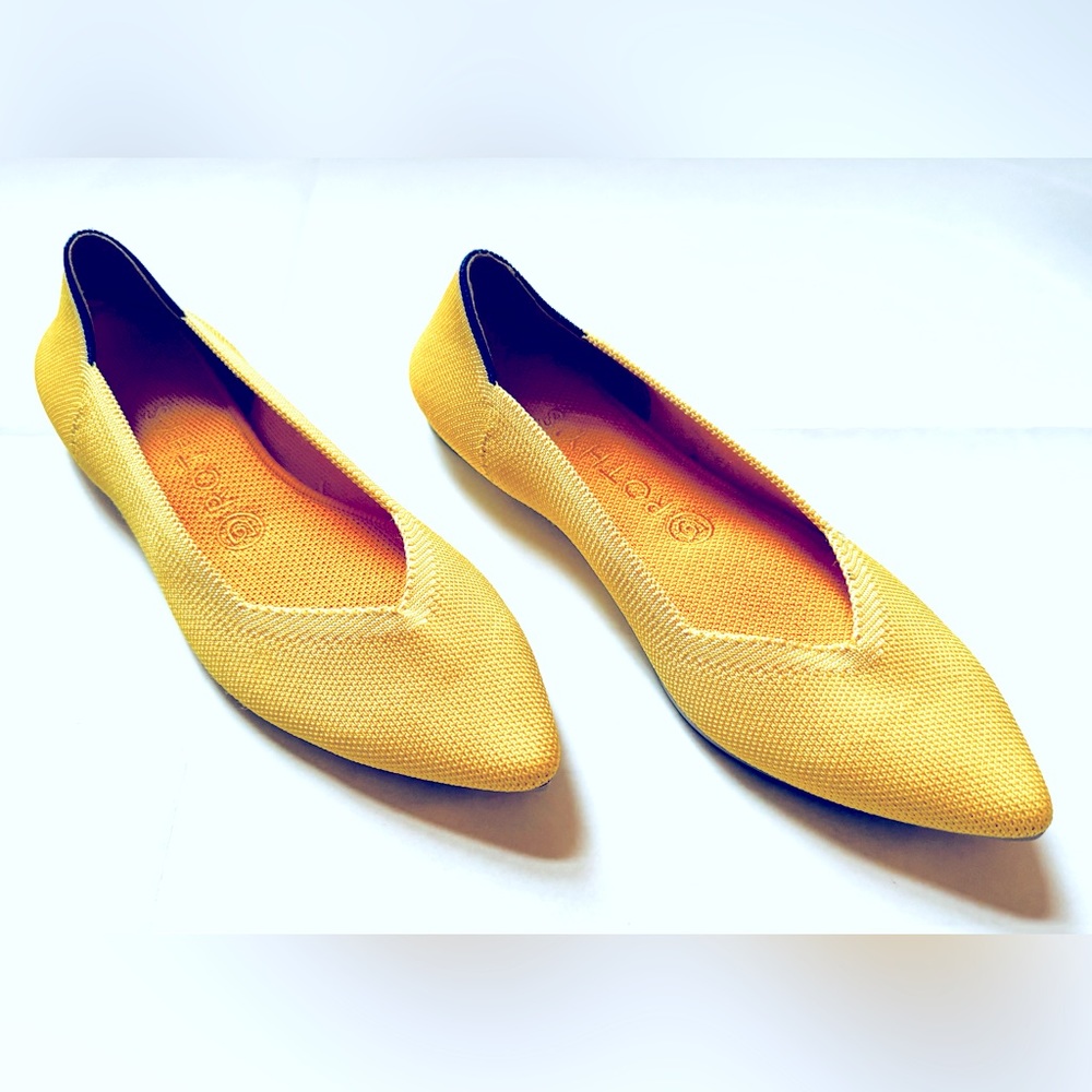 Rothy’s “The Point” Yellow Size 9
